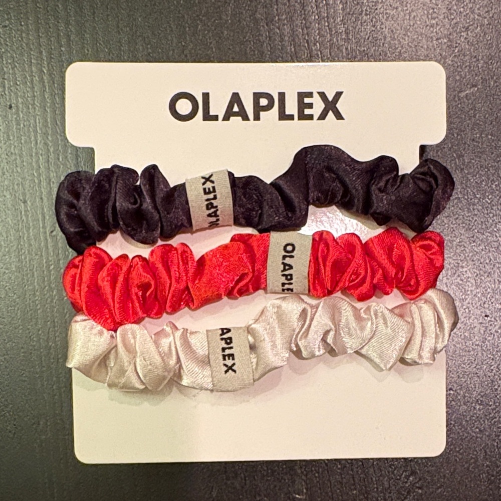 OLAPLEX Silk Scrunchies Set - Black, Red, White